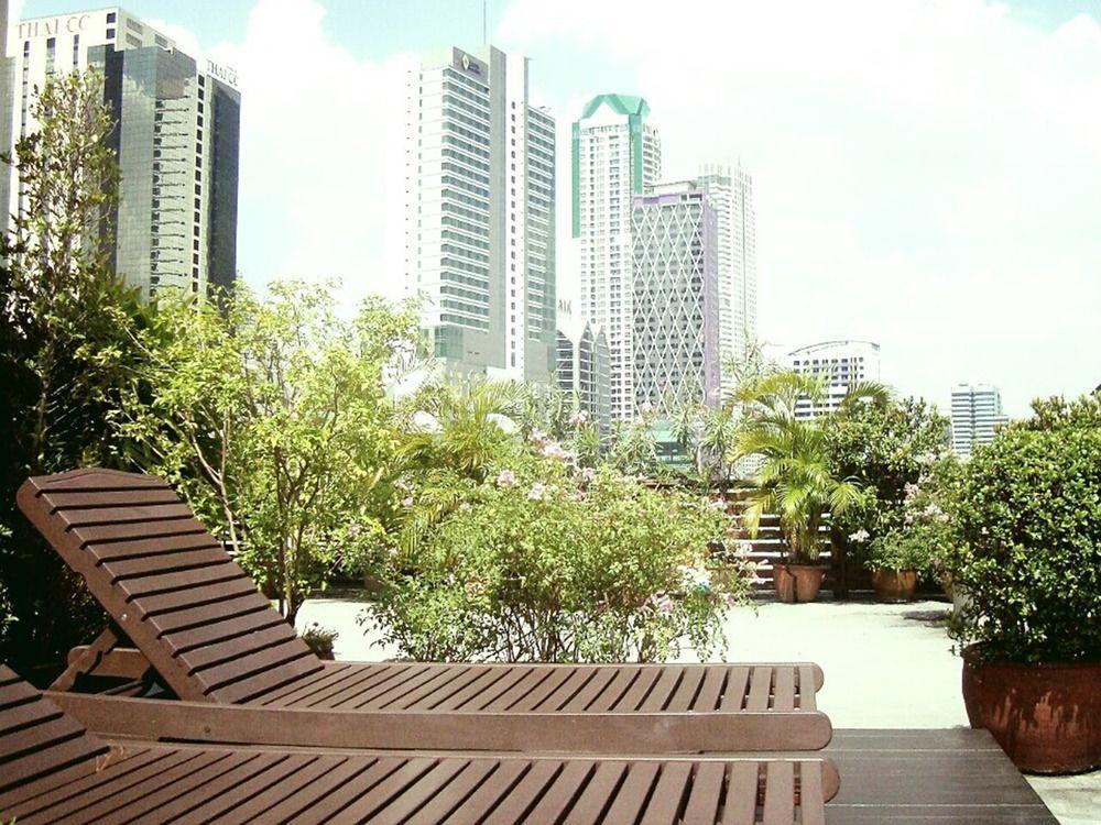 Purita Serviced Apartment Bangkok Exteriör bild