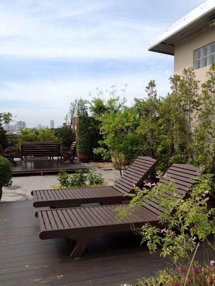 Purita Serviced Apartment Bangkok Exteriör bild